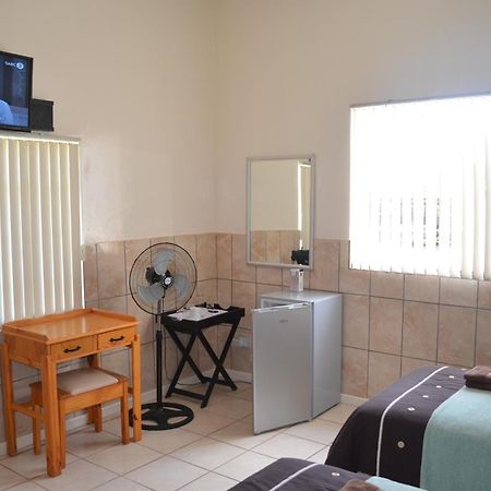 Breaking Dawn Bed and Breakfast Noupoort Kamer foto