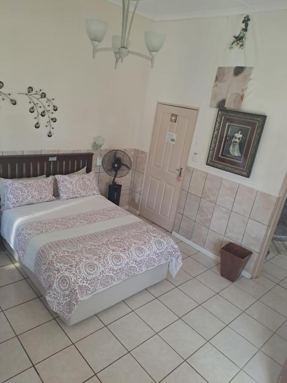 Breaking Dawn Bed and Breakfast Noupoort Buitenkant foto