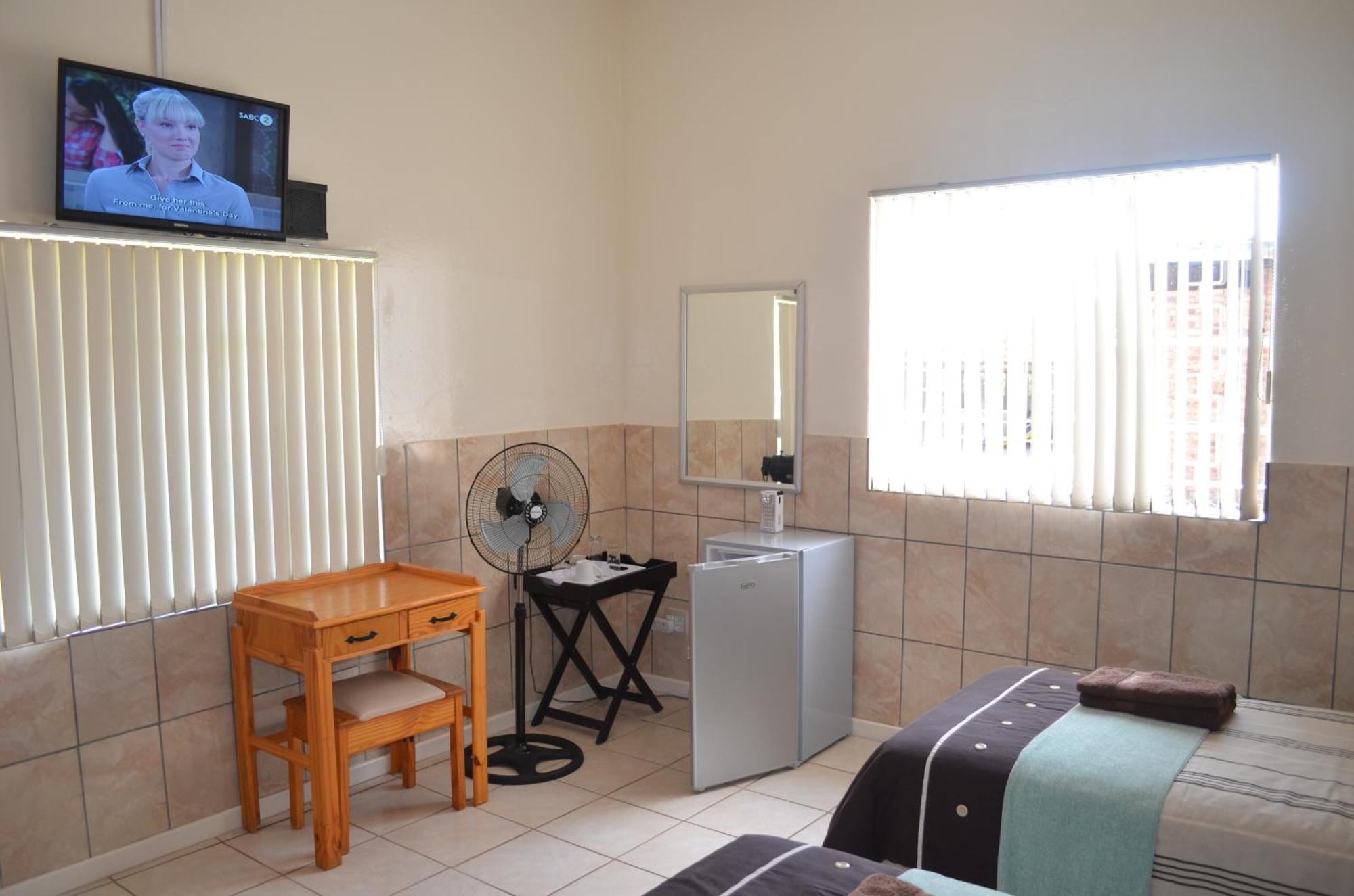 Breaking Dawn Bed and Breakfast Noupoort Kamer foto